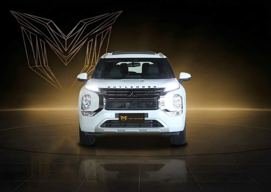 2025 ميتسوبيشي اوتلاندر - view 3