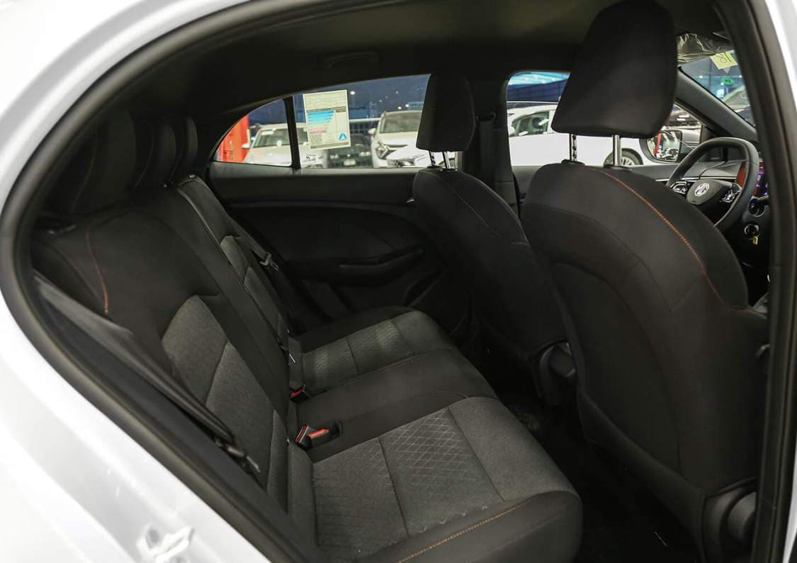 2025 MG 3 - view 12