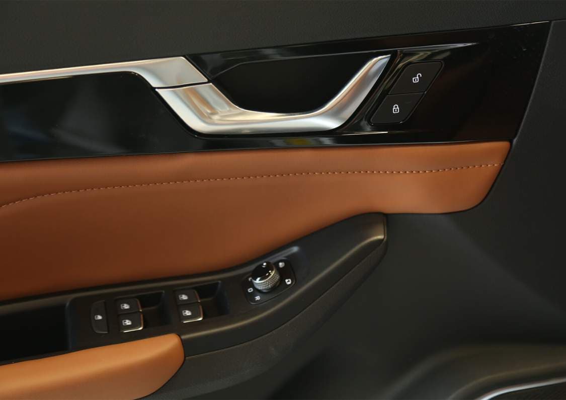 2025 فاو بيستون B70 - view 11