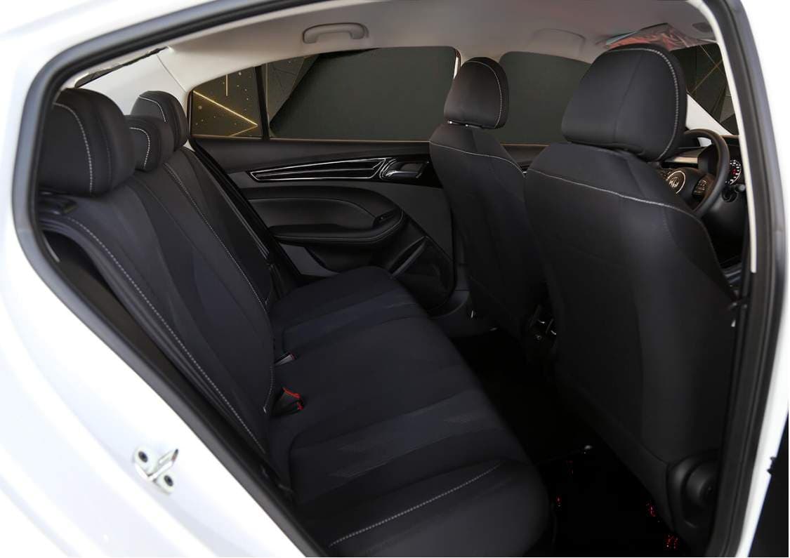 2025 MG 5 - view 6