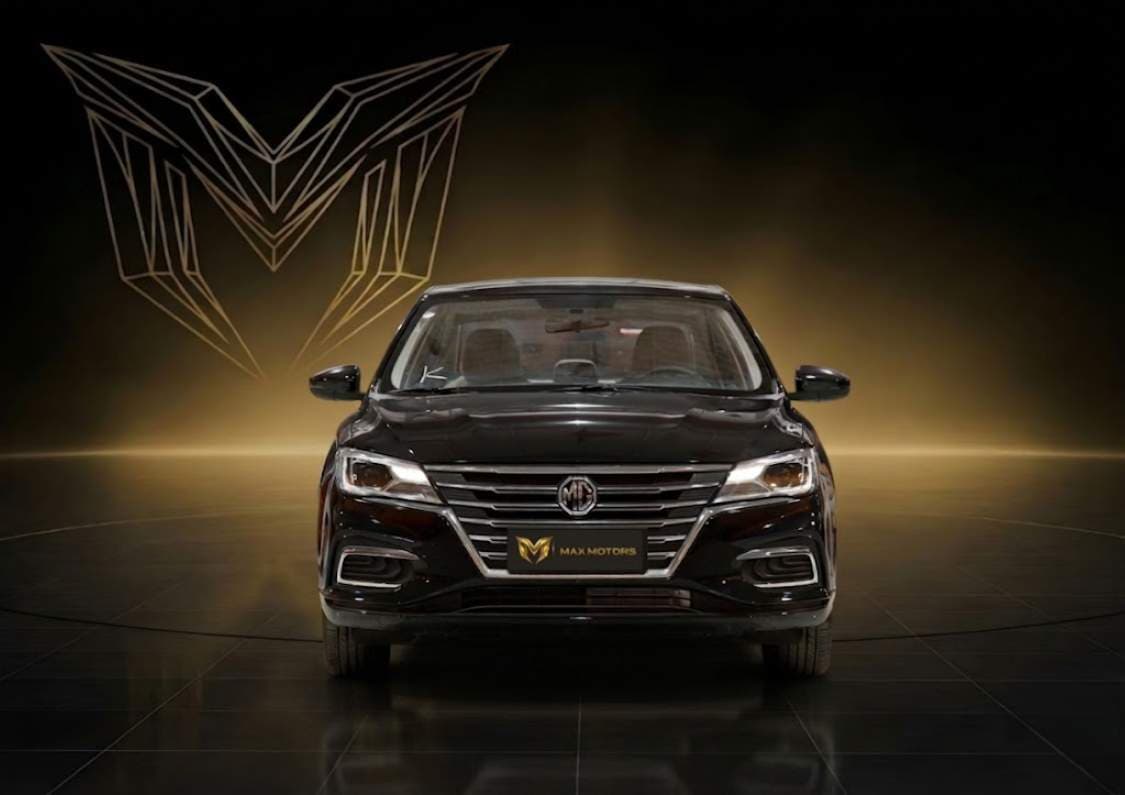 2025 MG 5 - view 3