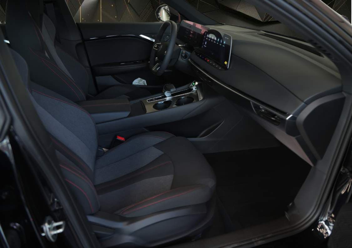 2025 MG 7 - view 6