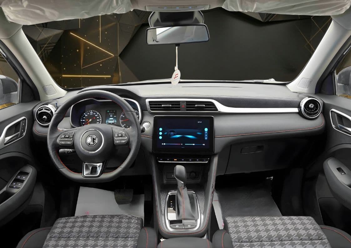 2025 MG ZS - view 5