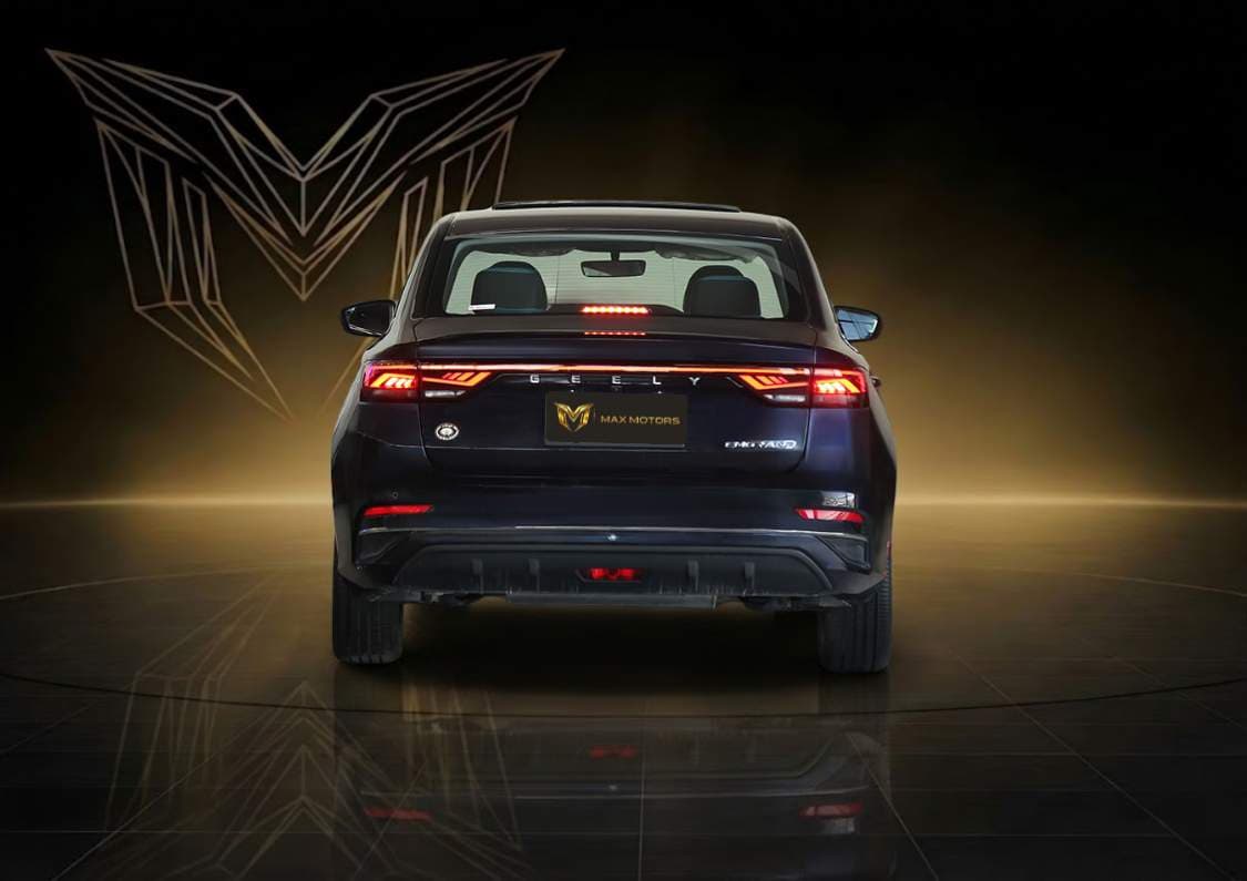 2025 جيلي امجراند - view 3