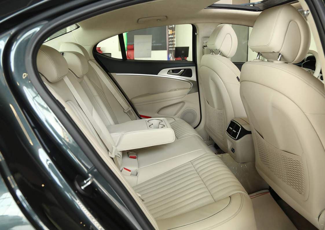 2026 جينسيس G70 - view 16