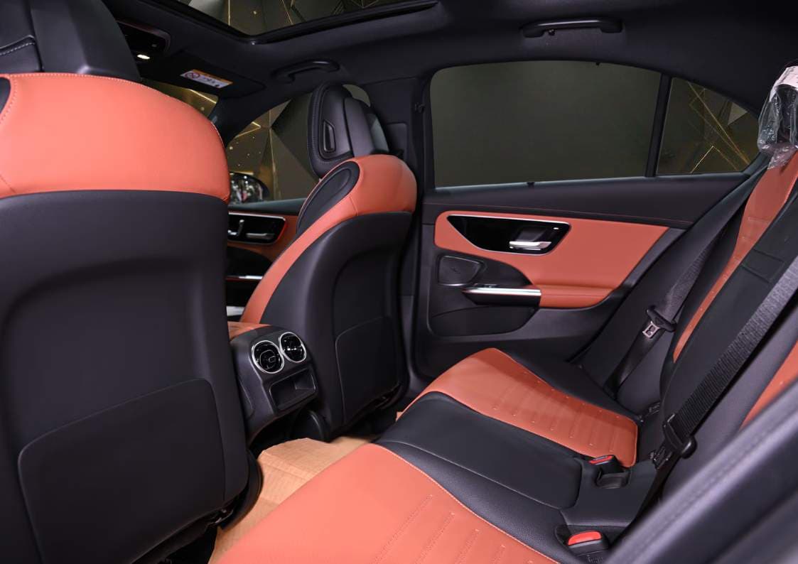 2026 مرسيدس C-Class - view 7