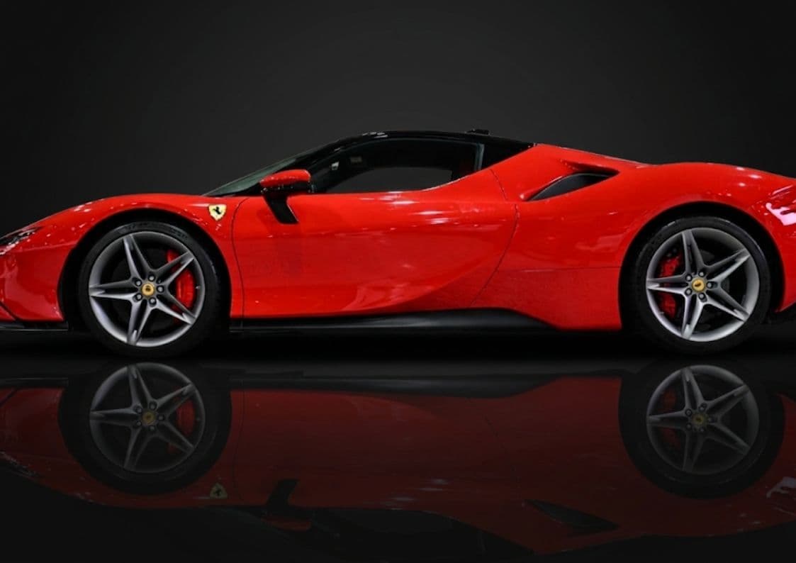 2024 فيراري SF90 - view 4
